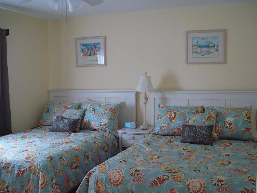 Queens Gate Resort Bradenton Beach Room photo