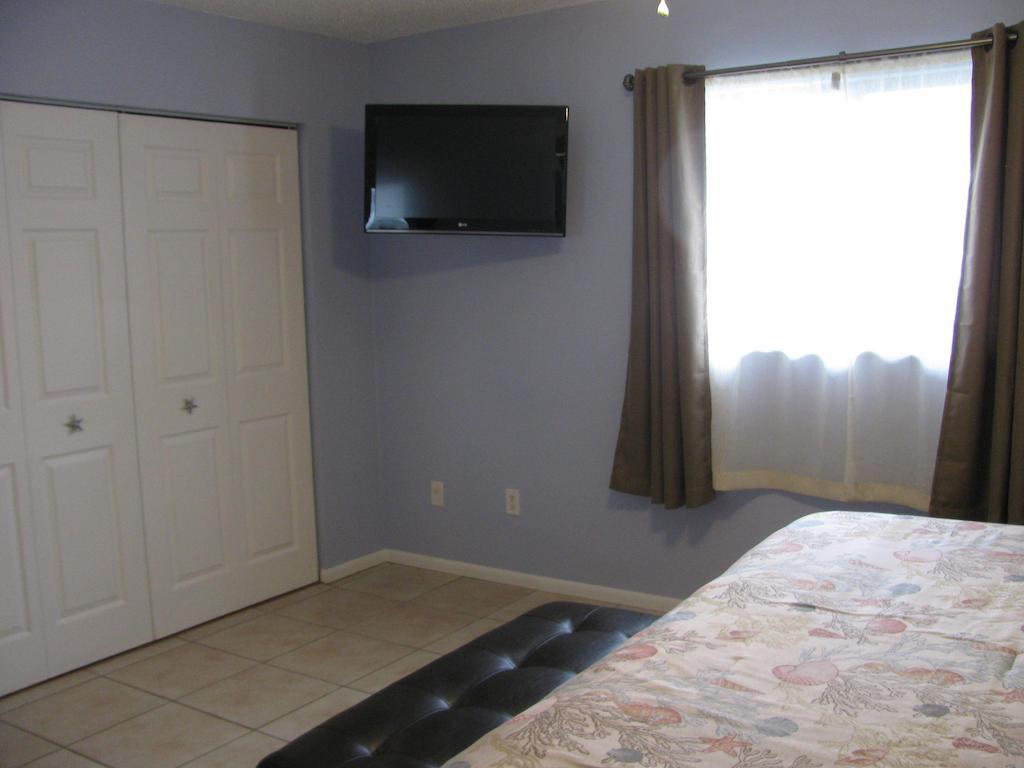 Queens Gate Resort Bradenton Beach Room photo